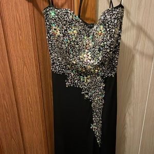 Black prom dress